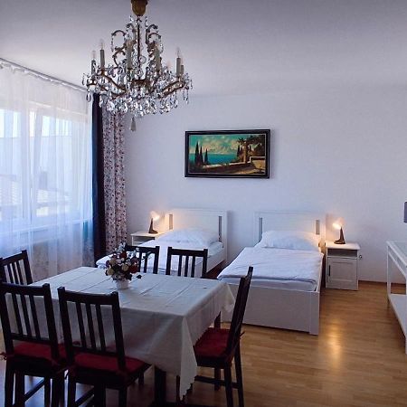 Apartment Nahe Rosenhuegel Wien Exteriör bild
